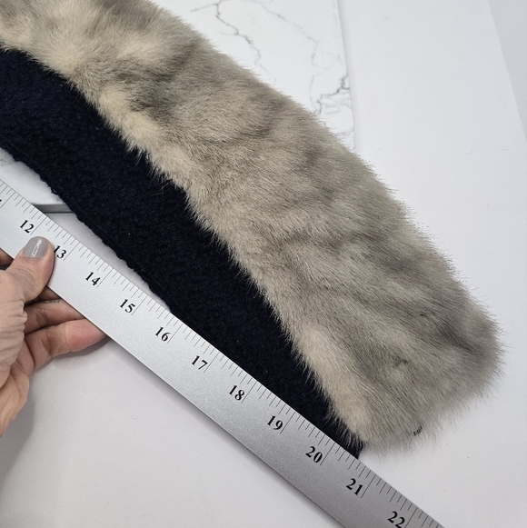 vintage 60's | navy blue cream real fur maximalist detachable collar unisex - Picture 10 of 10